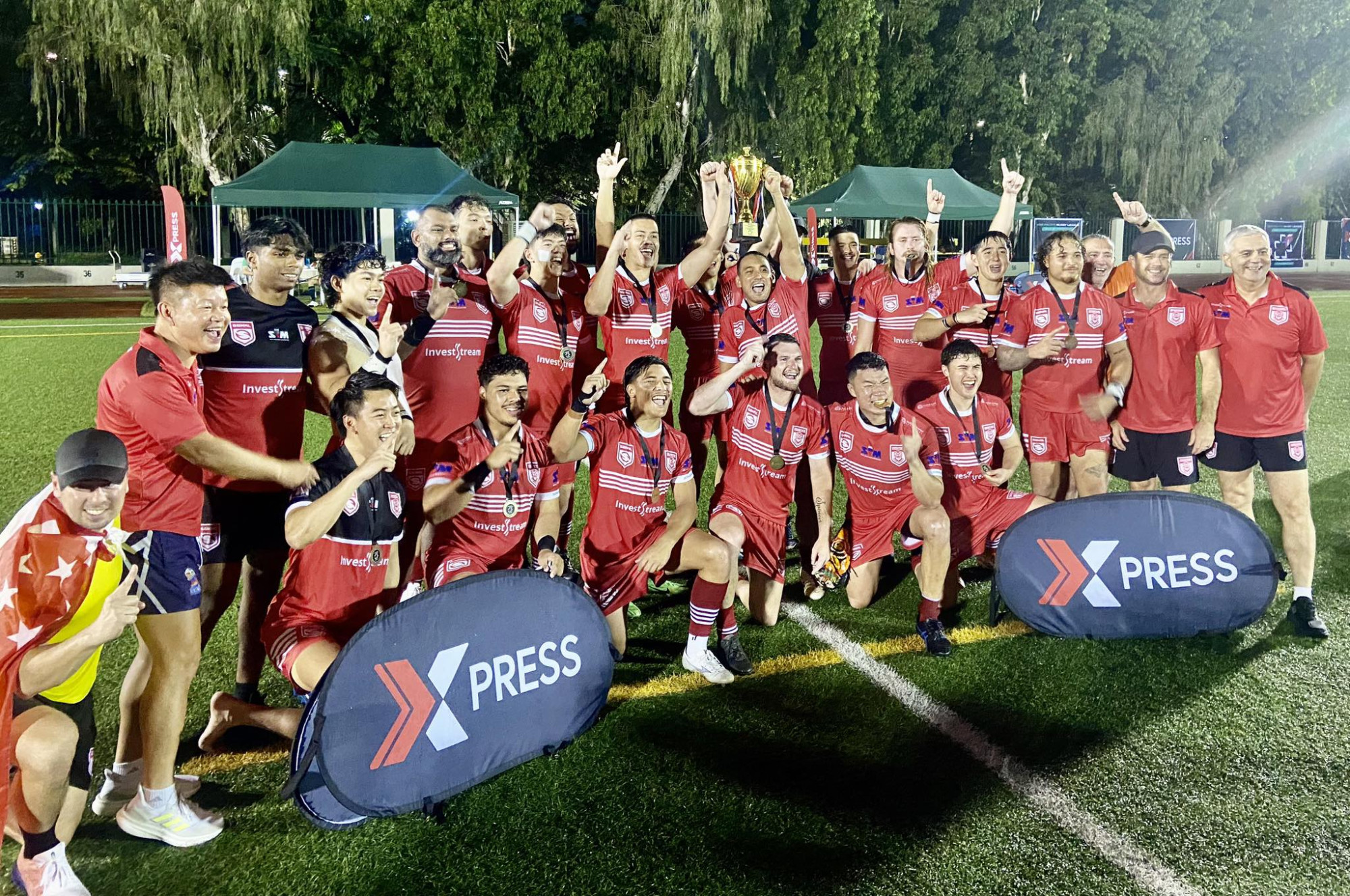 Singapore trophy (2)