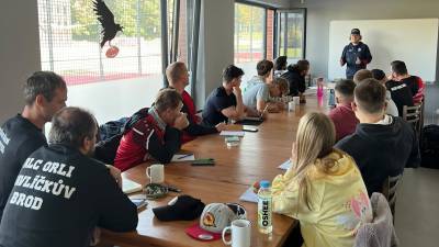 IRL L1 Coaching Course certifies participants from Czechia, Poland